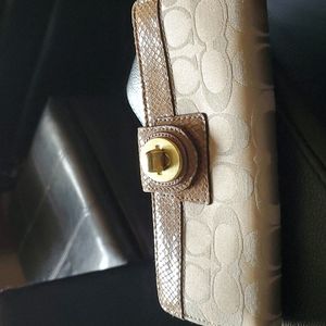 Coach wallet